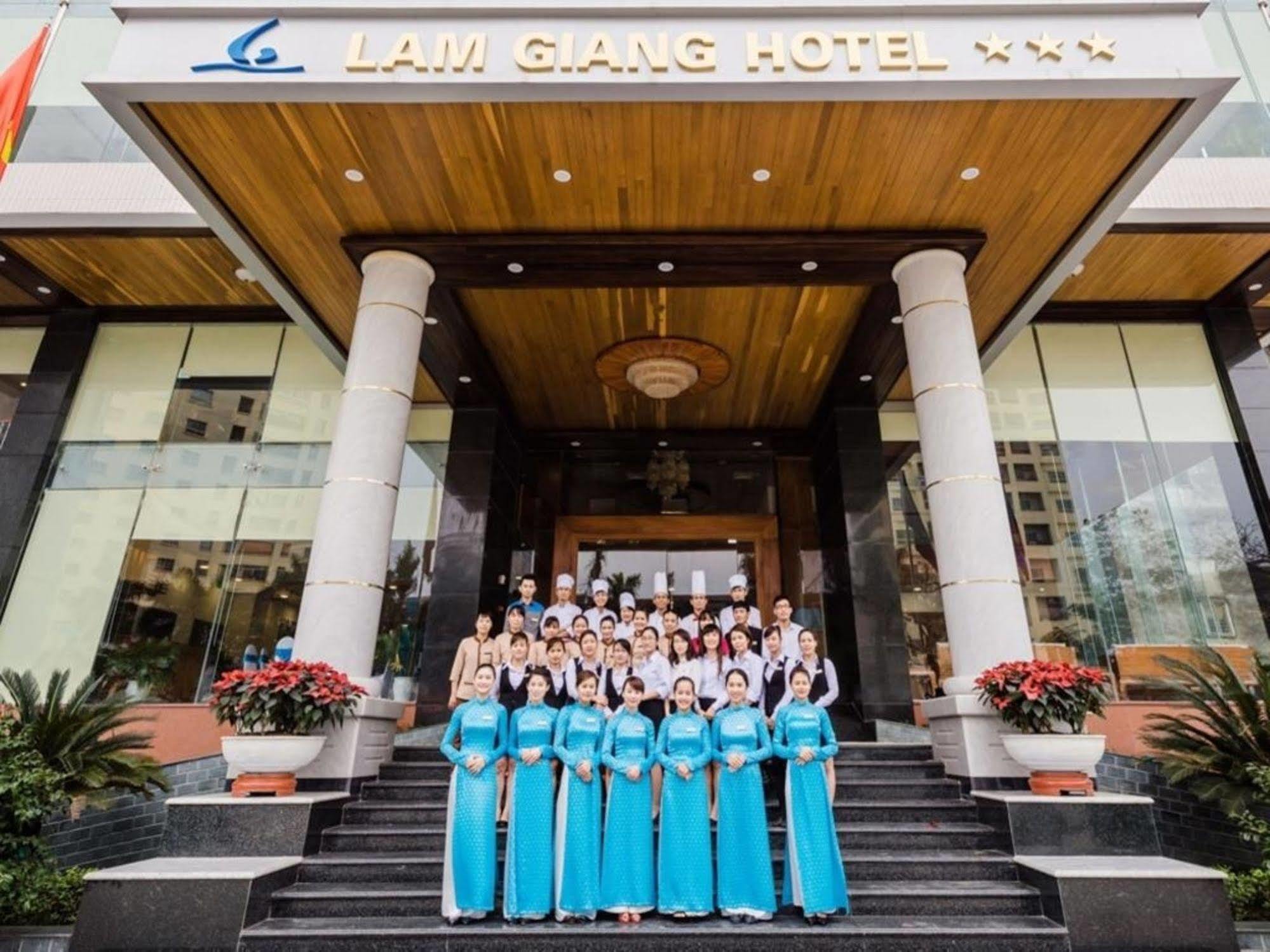 Lam Giang Hotel Vinh Exterior foto